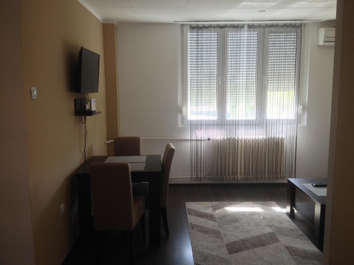 Markoni Pančevo Exterior foto